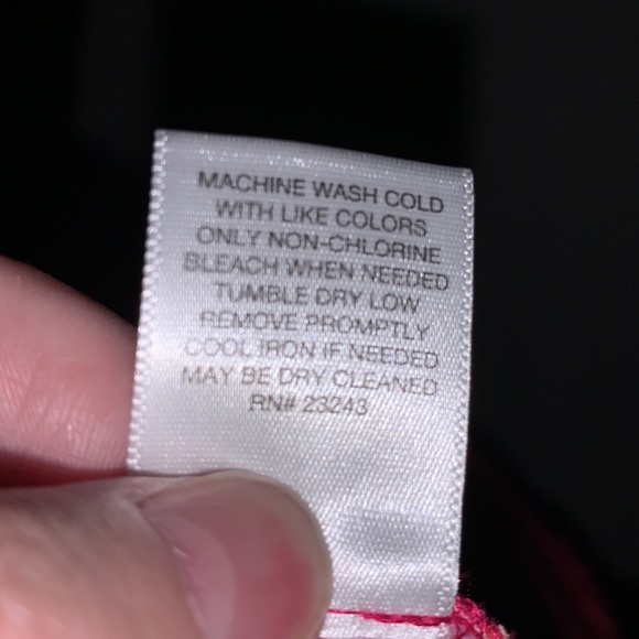 Whitney Pull-on Stretch Short. Size Large. Orange and red pattern. - Picture 7 of 7